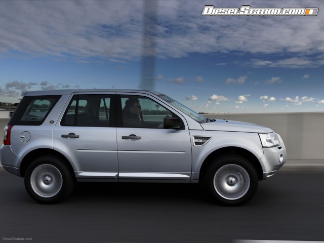 Land Rover FREELANDER 2 TD4 E STOPSTART Picture #7 Land Rover FREELANDER 2 TD4 E STOPSTART Picture #7